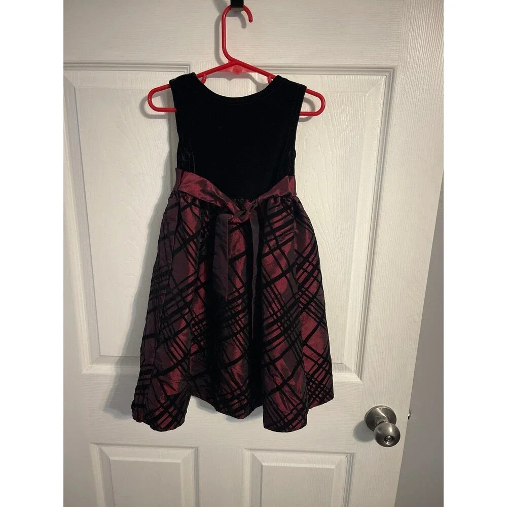 George Burgundy/Black Sleeveless Dress With Jacket Size 4